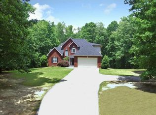 1561 Standing Rock Rd, Senoia, GA 30276