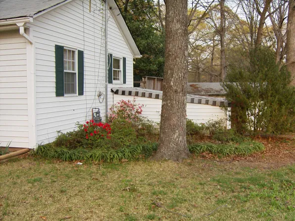 6296 Ward Rd, Union City, GA 30291