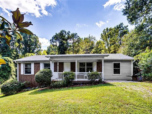 3375 Loblolly Dr, Sophia, NC 27350