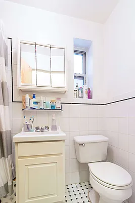 Rented by Bold New York | media 6