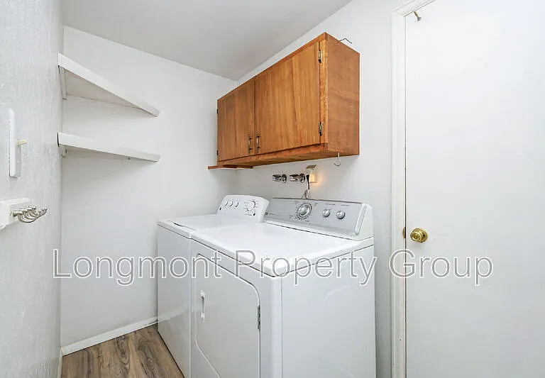 2336 Smith Ct — Photo 17