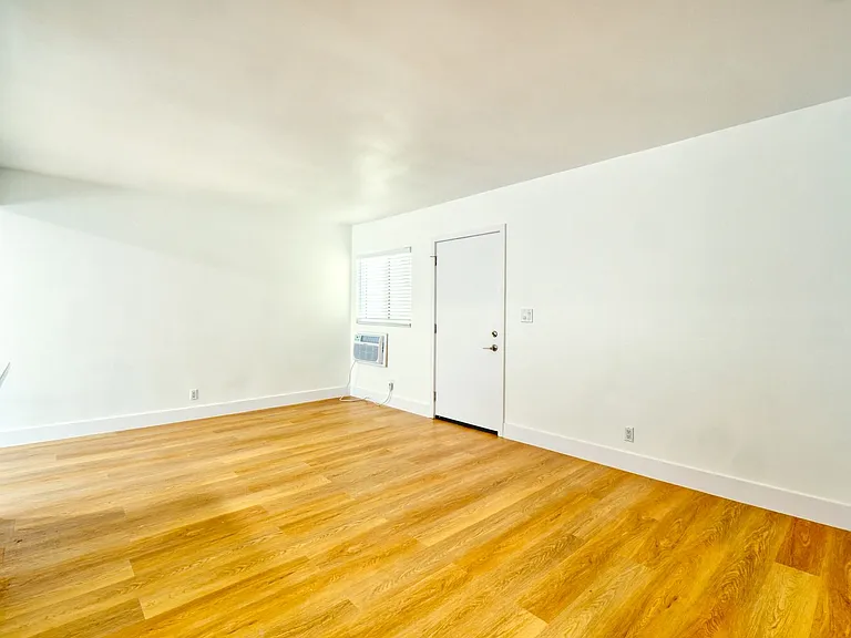 3721 Westwood Blvd — Photo 26