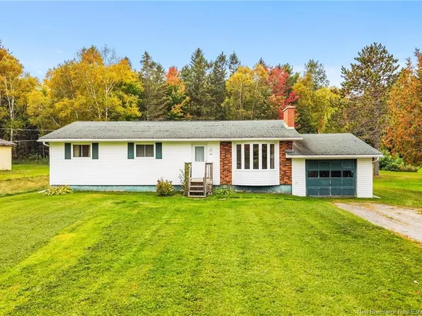 1047 McLeod Hill Rd, Douglas, NB E3G 6H8