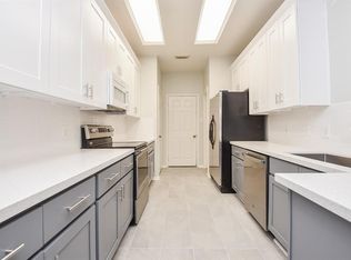 18 Blue Creek Pl, Spring, TX 77382