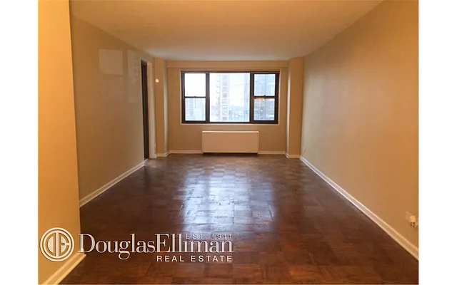 Rented by Douglas Elliman | media 15