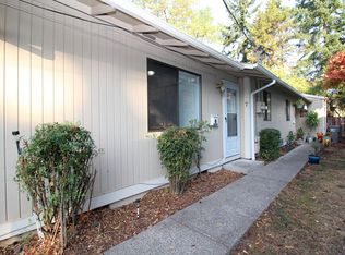 7407-7409 SE Woodstock Blvd, Portland, OR 97206