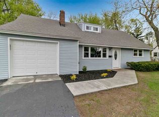 4 Briarwood Rd, Albany, NY 12211