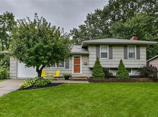 7111 Larsen St, Shawnee, KS 66203