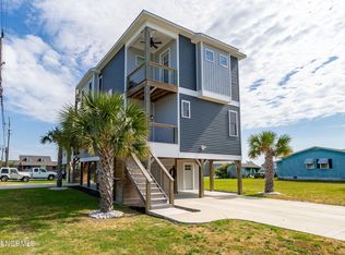 1412 Bay St, Morehead City, NC 28557
