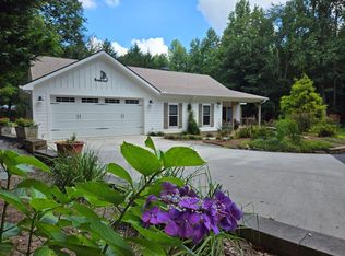 6000 Bridge Creek Rd, Tiger, GA 30576