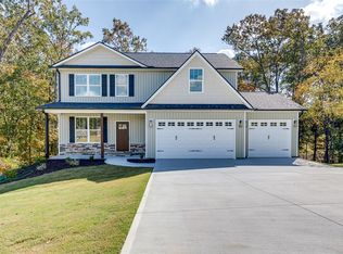 104 Pawleys Ct, Anderson, SC 29625