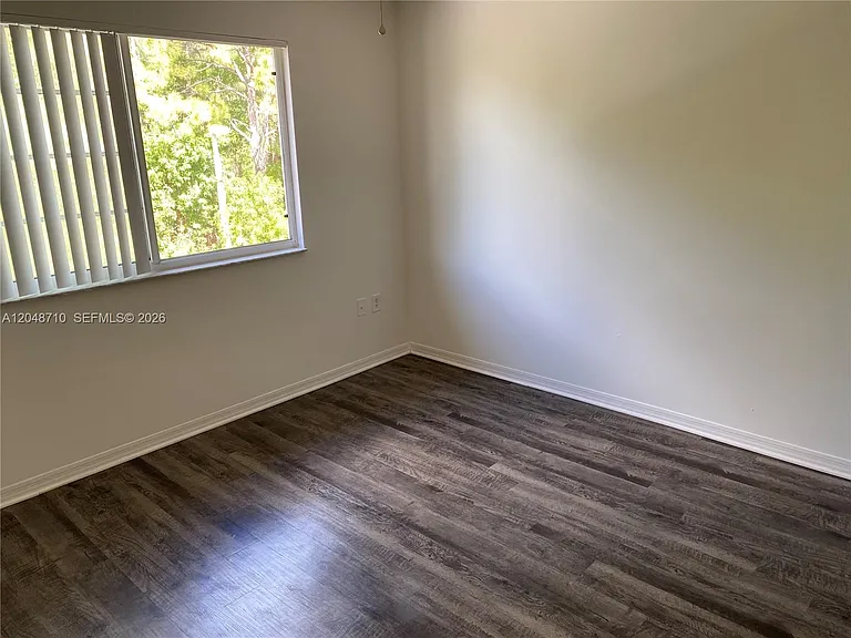 4177 N Haverhill Rd #808 — Photo 33