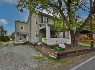 318 Fairyland Rd, Lehighton, PA 18235