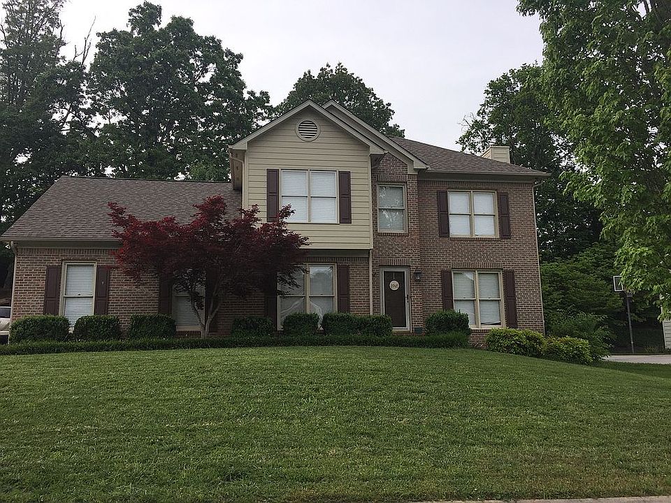 1st image of 8117 Meadowood Ln