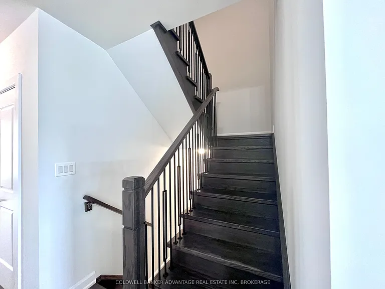 714 Daimler Pkwy — Photo 12
