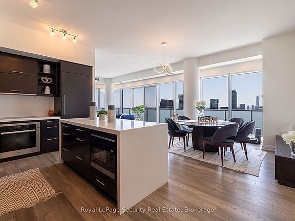 2nd image of 1080 Bay St #5301