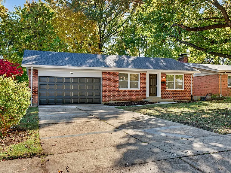 840 Gerald Ave — Photo 2
