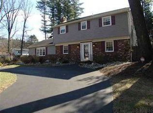 18 Shadow Wood Way, Ballston Lake, NY 12019