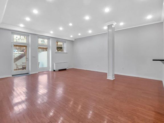 3rd image of 18 N Broadway Unit 107