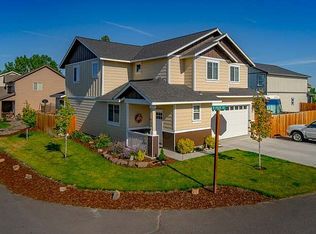 721 NE Cheyenne Dr, Redmond, OR 97756