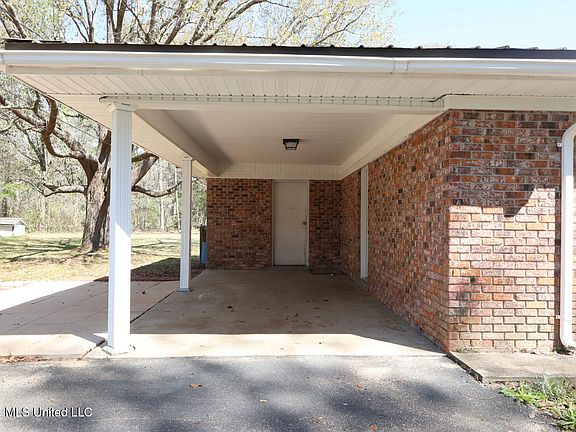 3rd image of 7521 Townsite Rd