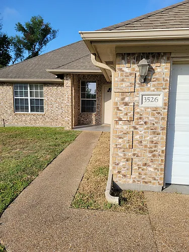 3526 Farah Dr Photo 1
