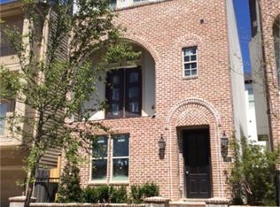 712 Paige St, Houston, TX 77003