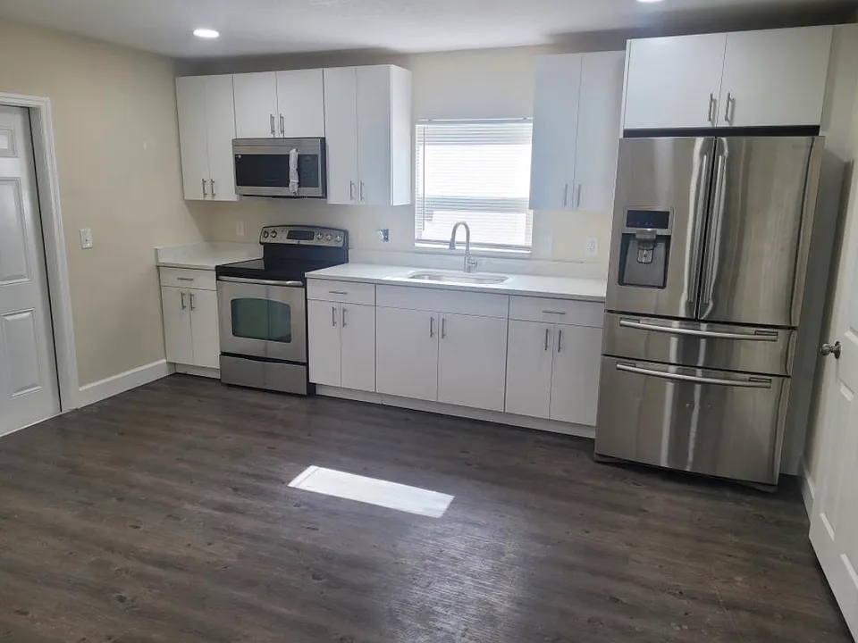 7416 Deleuil Ave