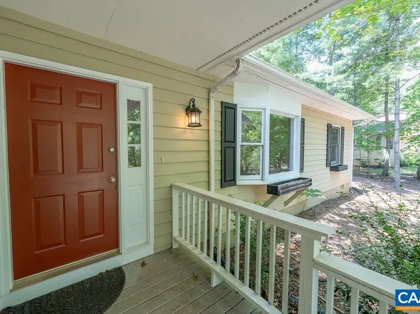 6 Piedmont Ln, Palmyra, VA 22963