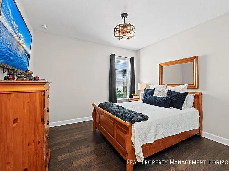 4430 Pond Brook Ct — Photo 48