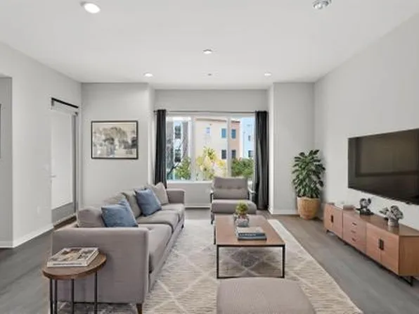 21 Gramercy, Irvine, CA