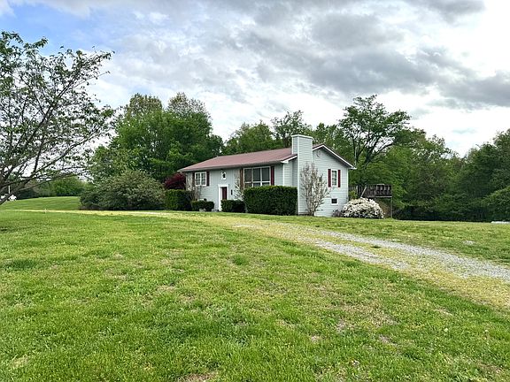 4th image of 2884 Tick Ridge Rd
