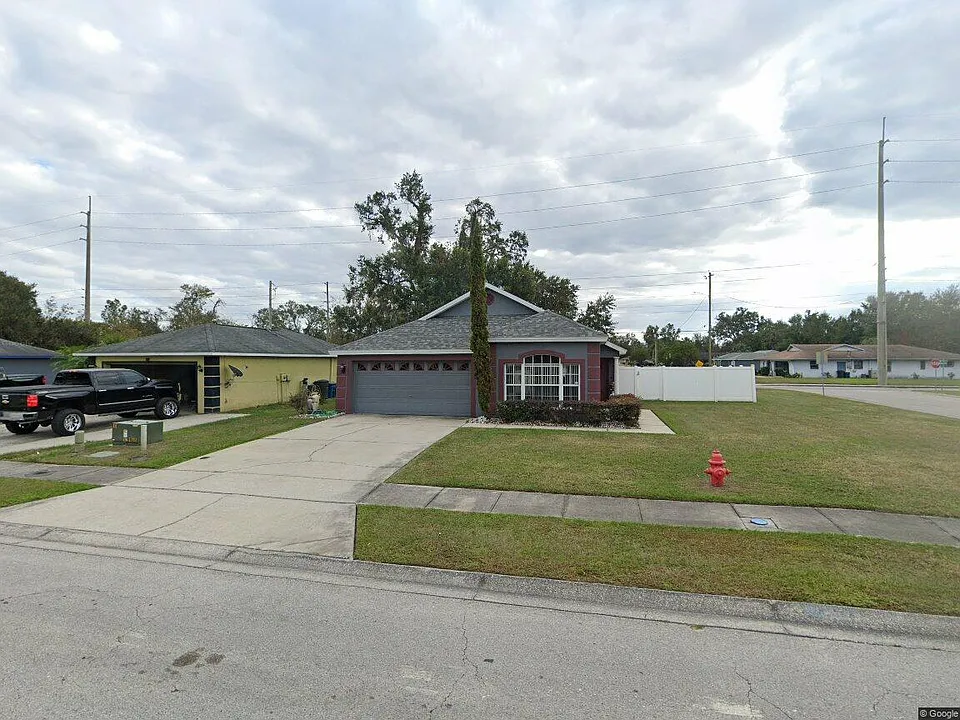 955 Forrest Dr