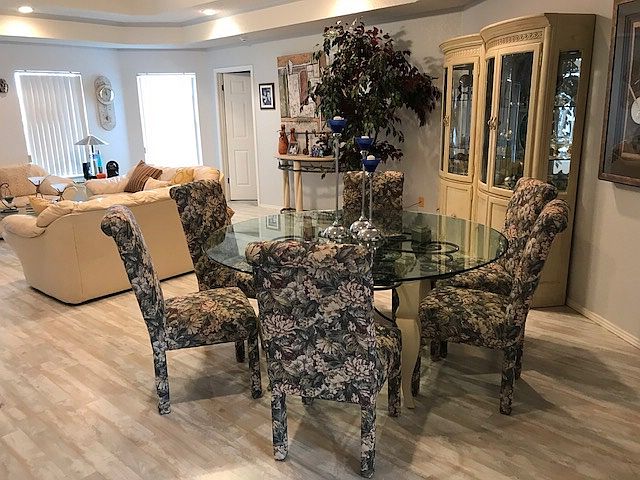 2nd image of 600 Melanie Dr