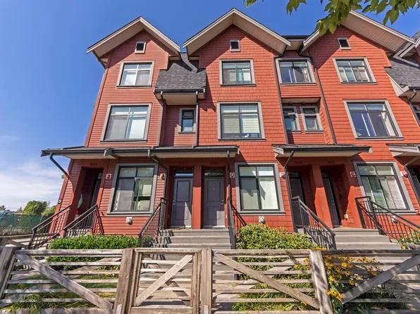 5835 Wales St, Vancouver, BC V5R 3N6