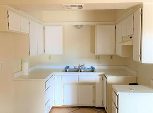 600 E 5th St APT 5, Beaumont, CA 92223