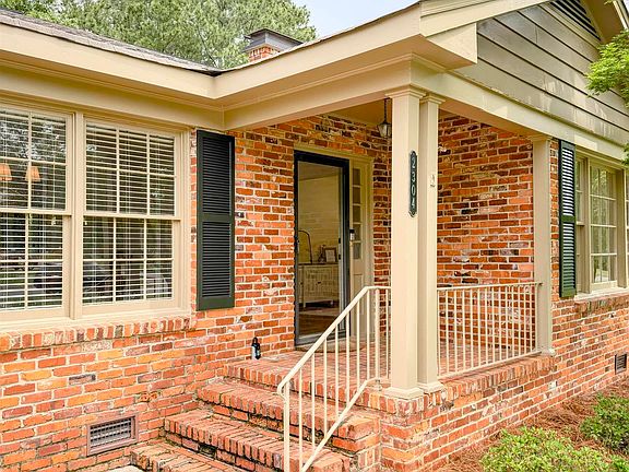 4th image of 2304 Pennylane SE