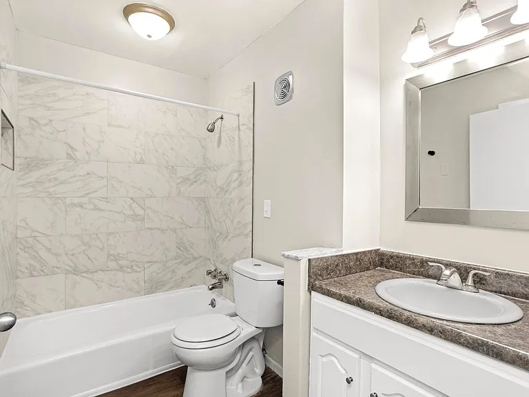 Belmont Place — Photo 10