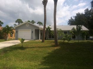 1360 16th Ct SW, Vero Beach, FL 32962