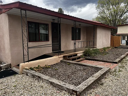 127 Oakley Ln Photo 1