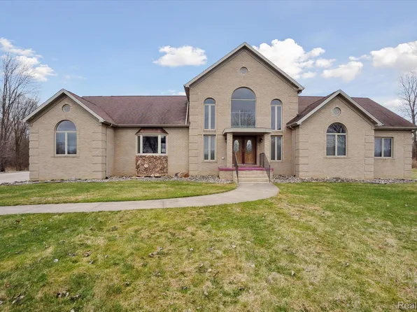 4434 N Jennings Rd, Flint, MI 48504