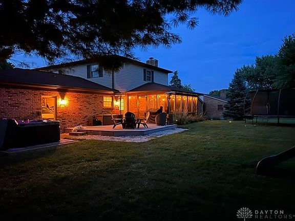 2nd image of 6423 Hopi Dr