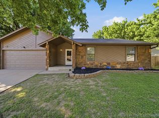 2959 W 112th Pl S, Jenks, OK 74037
