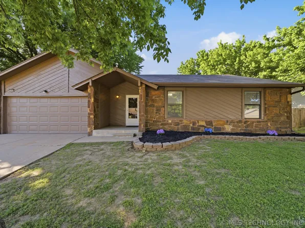 2959 W 112th Pl S, Jenks, OK 74037