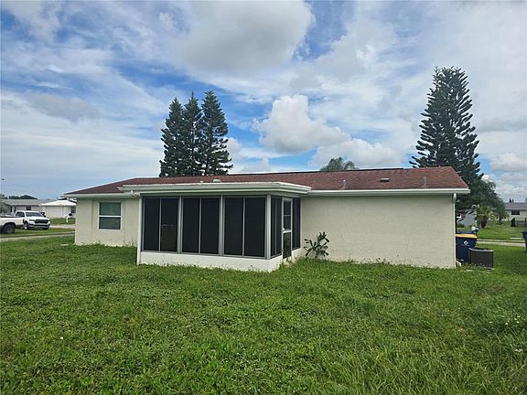 5th image of 2055 NORFOLK DRIVE