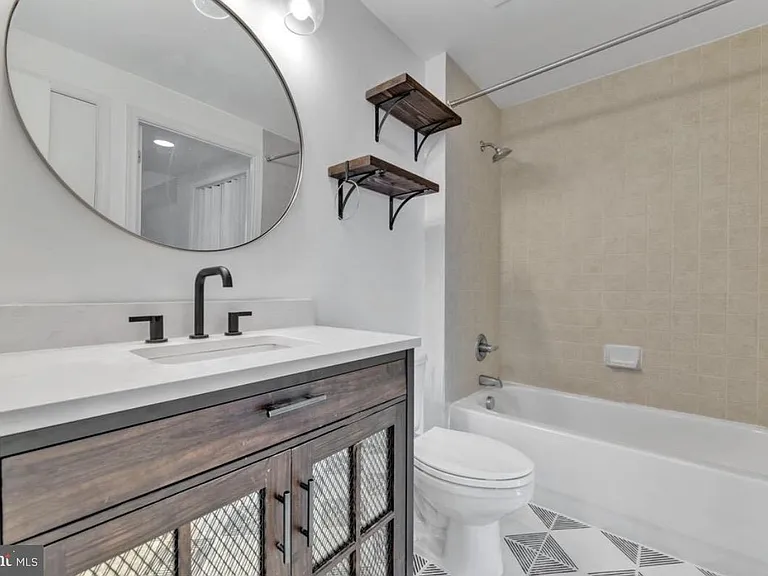 355 I St SW #615 — Photo 11