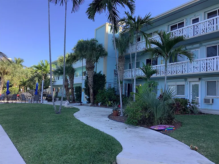 455 Golden Isles Dr #307 — Photo 6