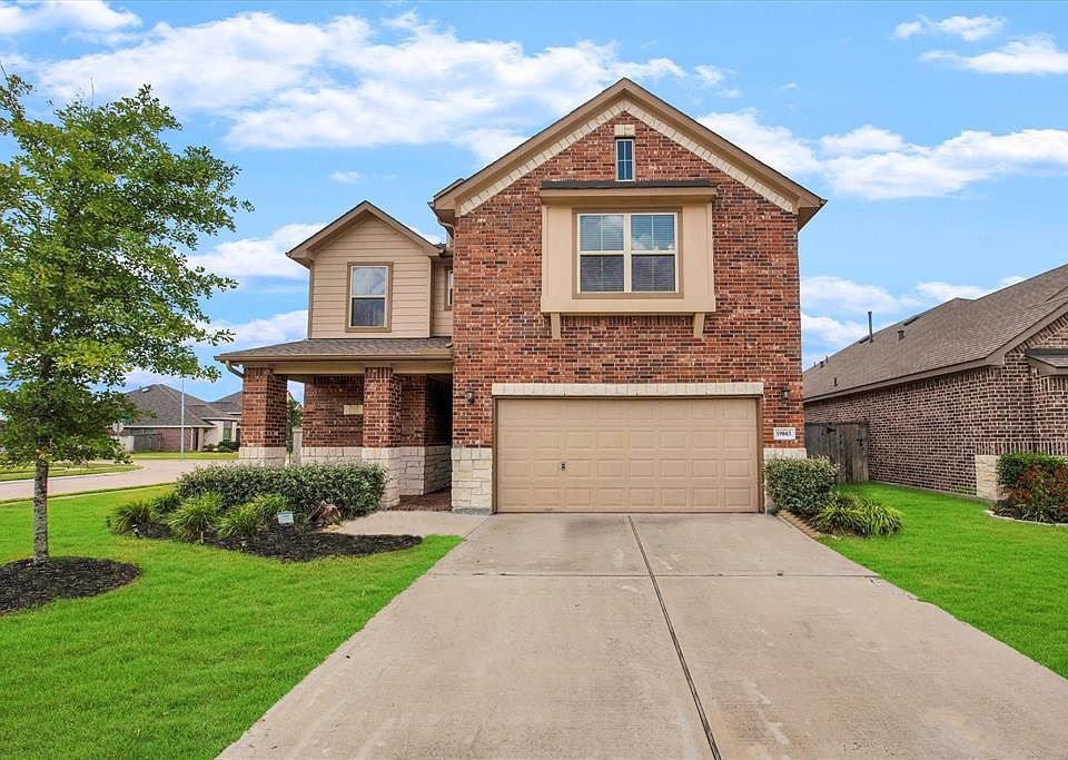 1st image of 19803 Chapel Valley Ct