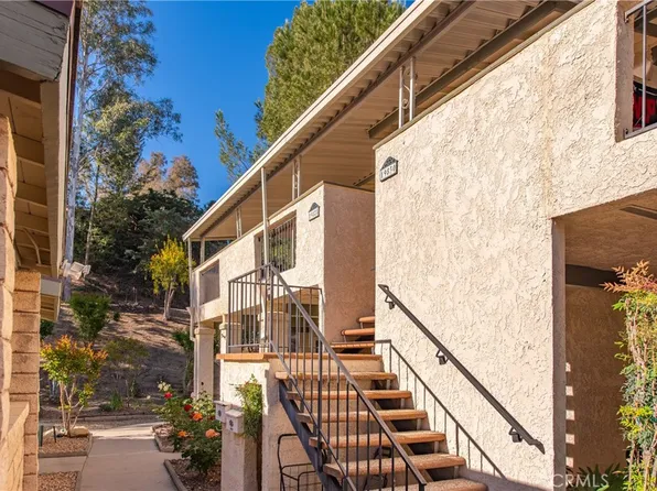 19828 Spanish Oak Dr, Santa Clarita, CA 91321