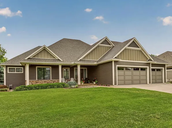 2022 Shannon Oaks Blvd NE, Rochester, MN 55906